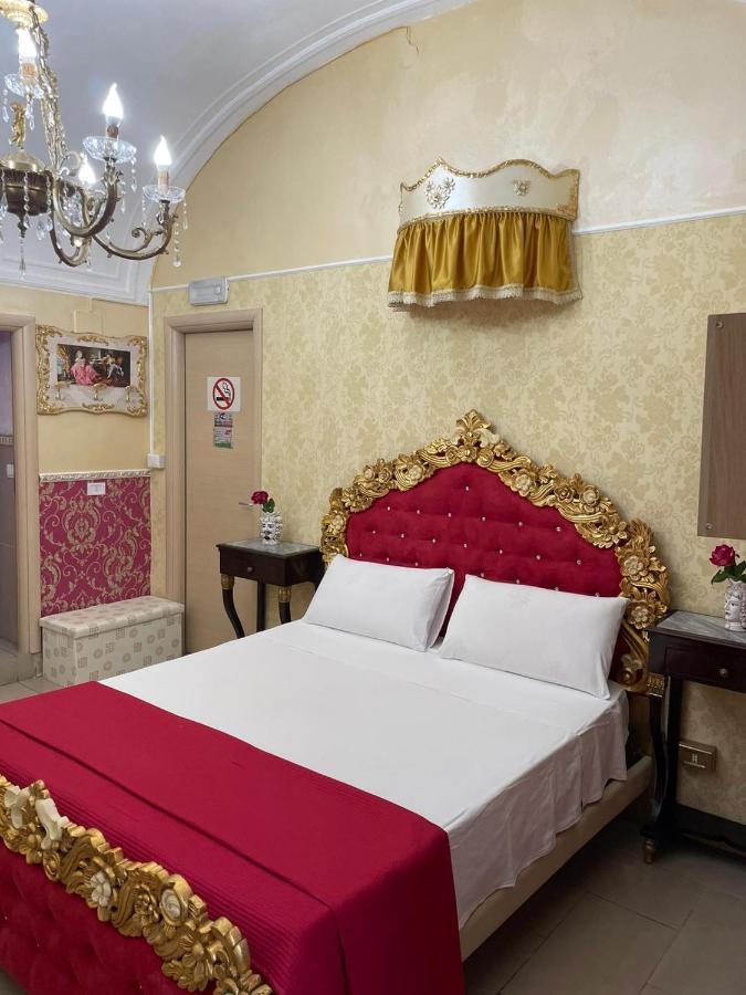 B&B Sotto Gli Archi Catánia Buitenkant foto