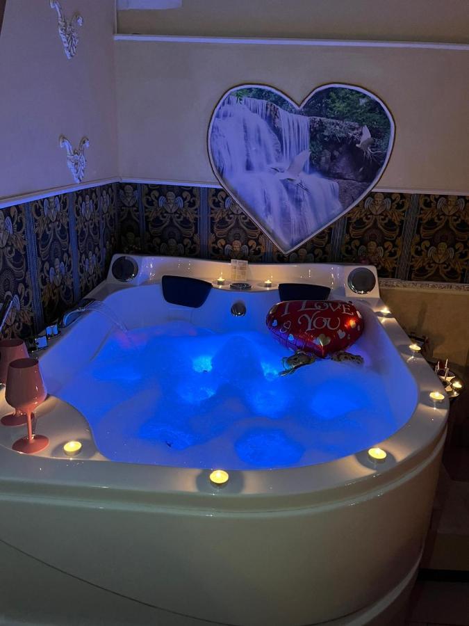 B&B Sotto Gli Archi Catánia Buitenkant foto