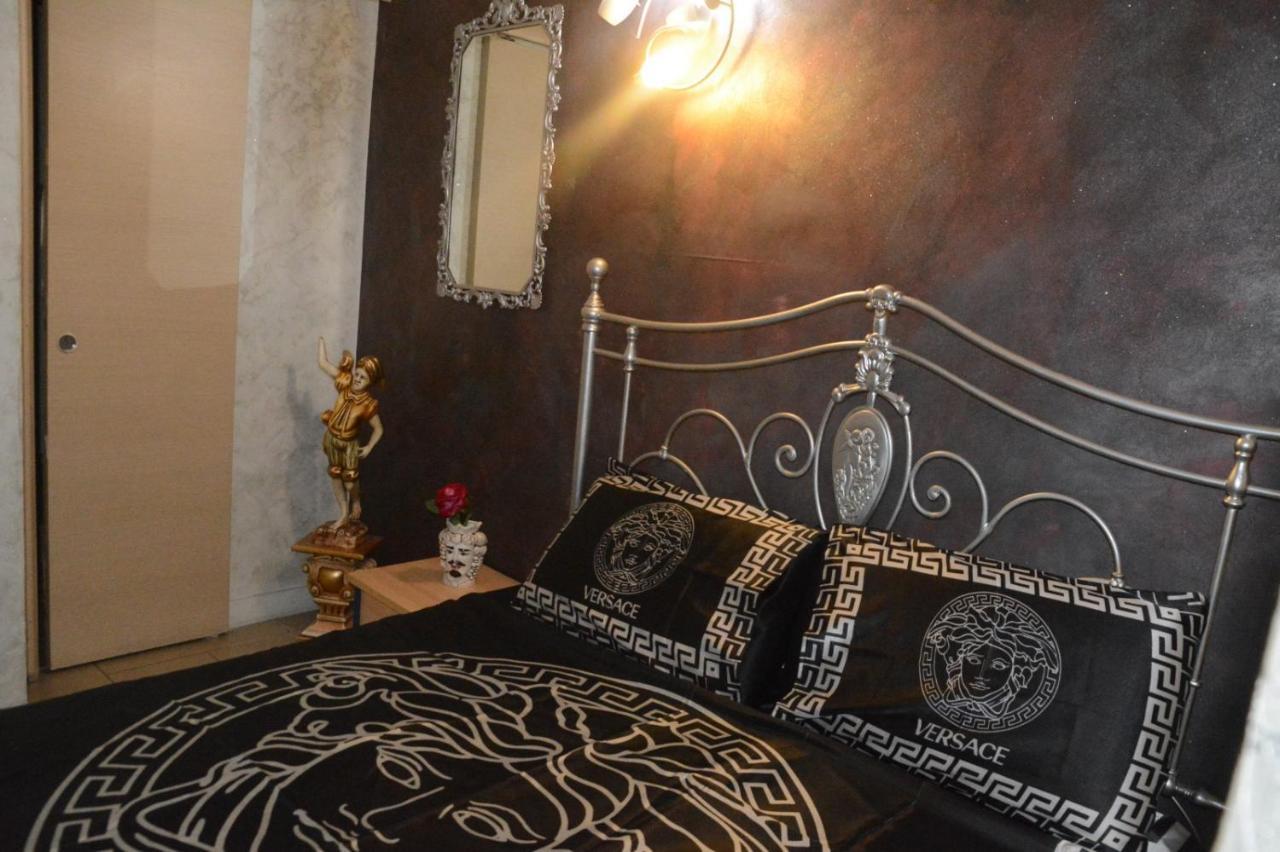 B&B Sotto Gli Archi Catánia Buitenkant foto