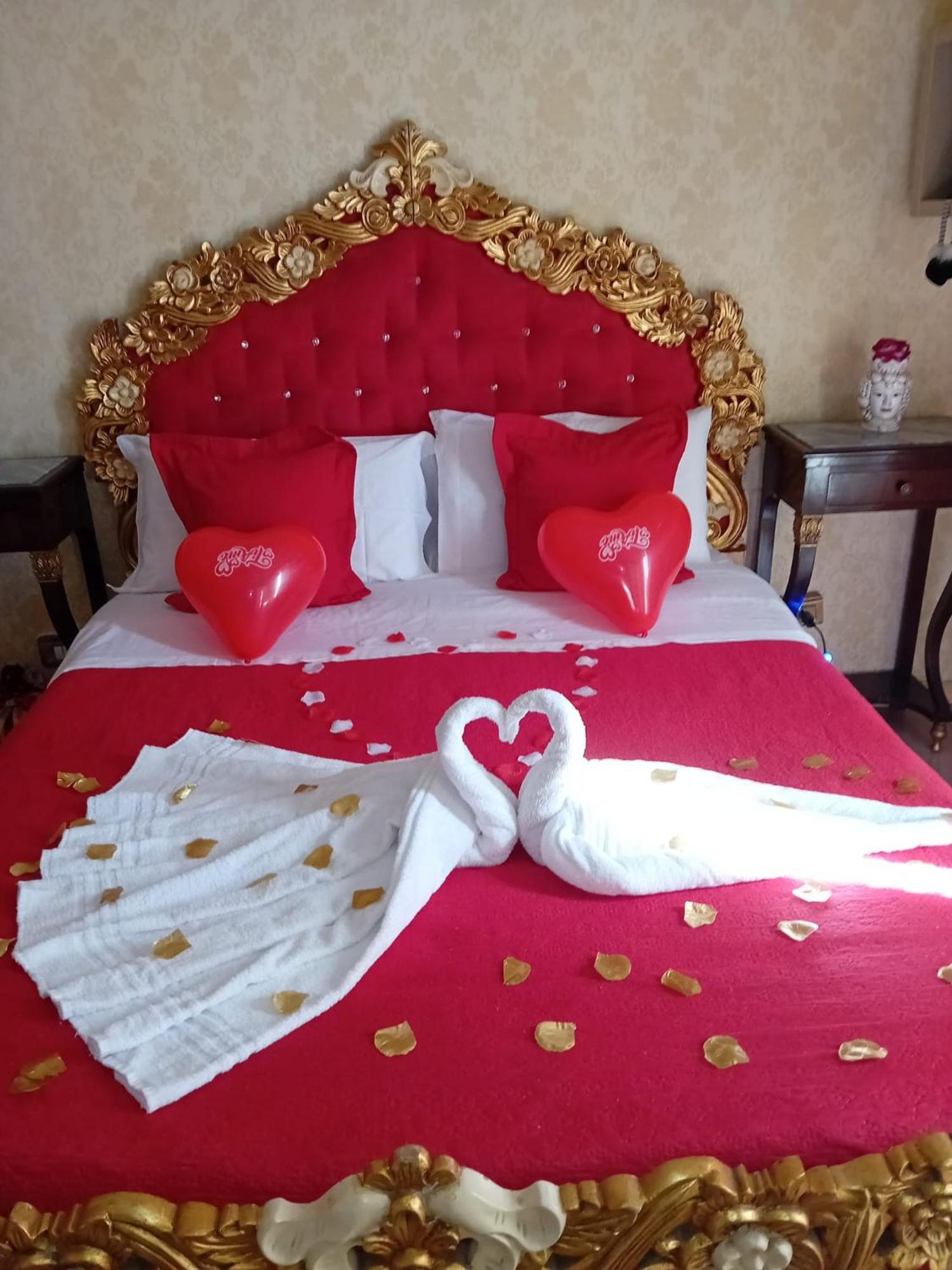 B&B Sotto Gli Archi Catánia Buitenkant foto